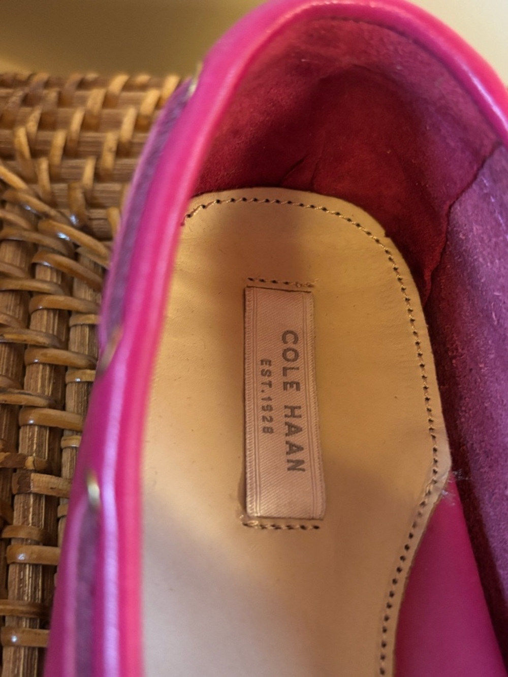 NWOT Cole Haan Pink Tassel Driving Loafers, size 8 - Picture 4 of 8